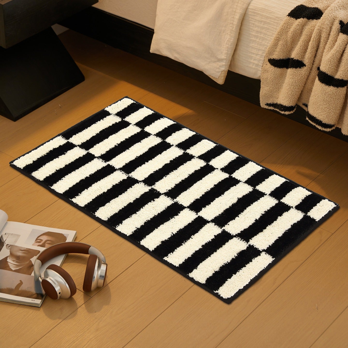 Vintage Checker Fluffy Rug