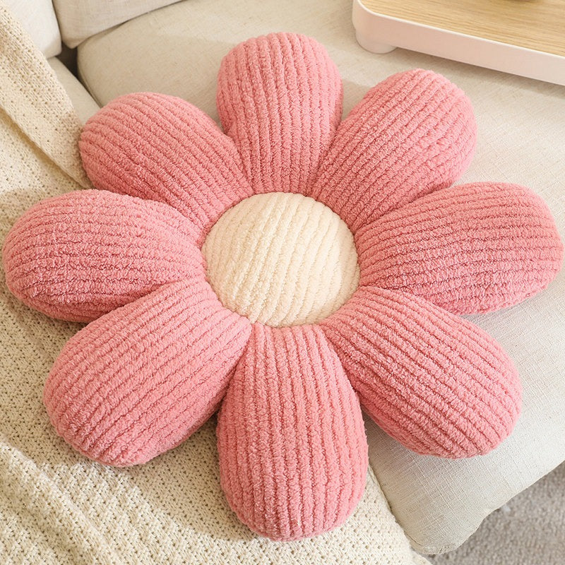 Sunny Knit Daisy Cushion