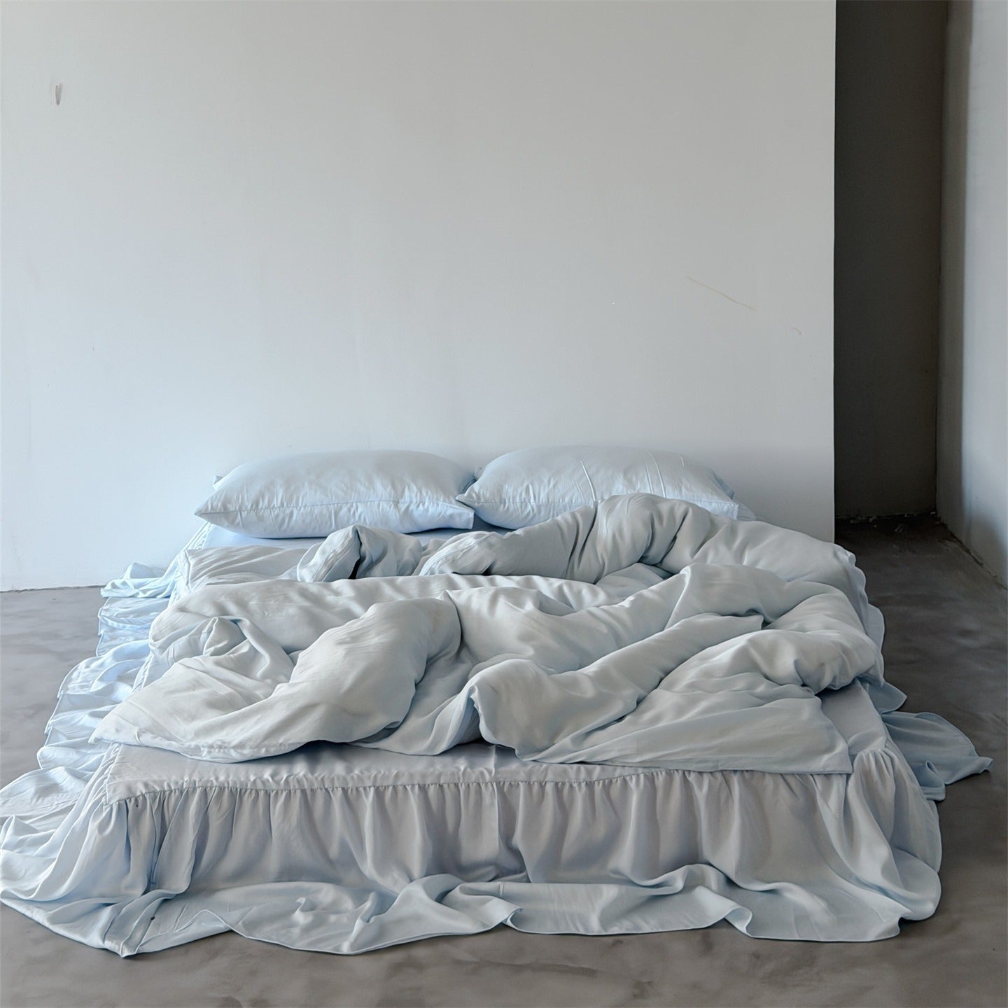Ruffle Skirt Silky Bedding Set