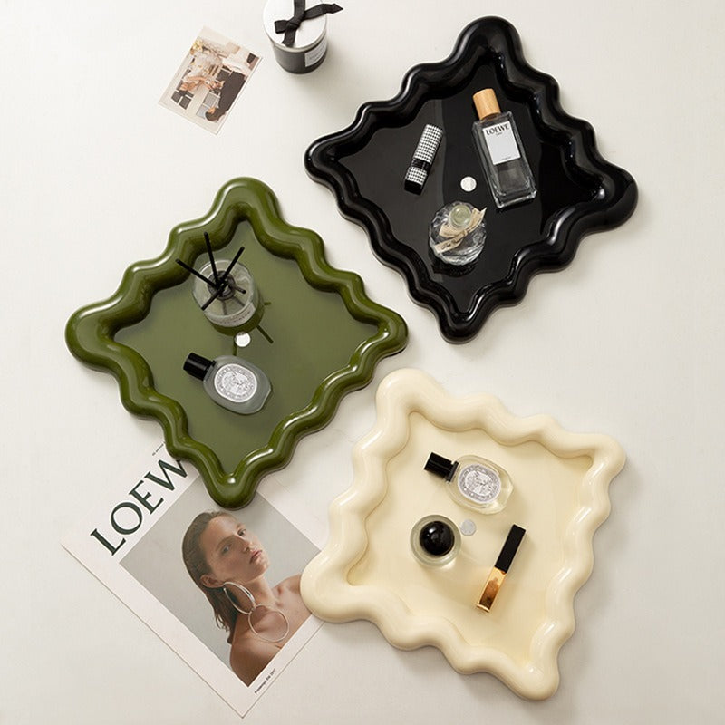Wavy Edge Tray