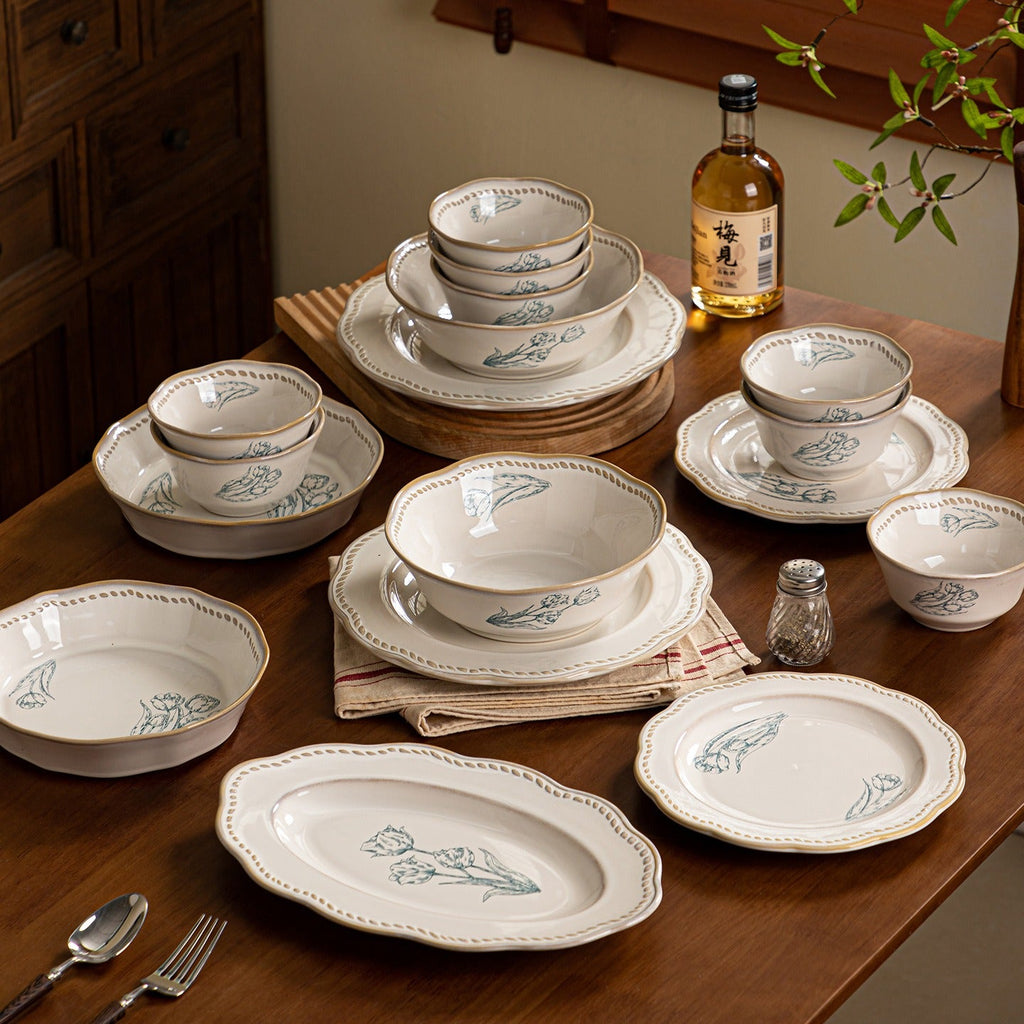 Heritage Tulip Dinnerware