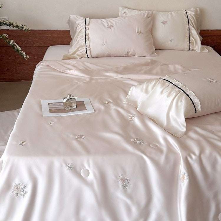 Vintage Rose Lyocell Summer Quilted Blanket