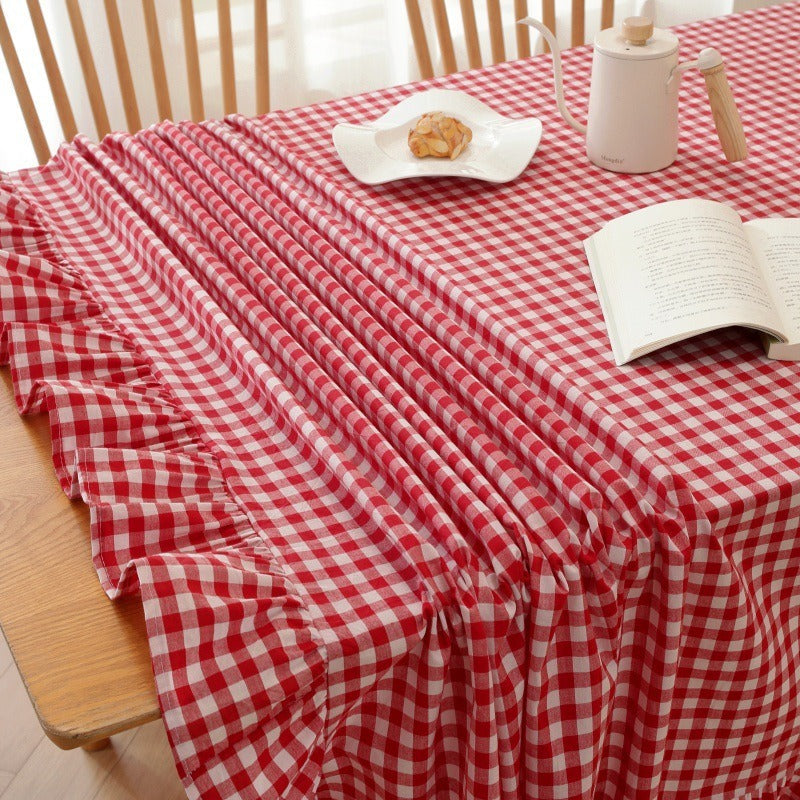 Dreamy Gingham Frill Tablecloth