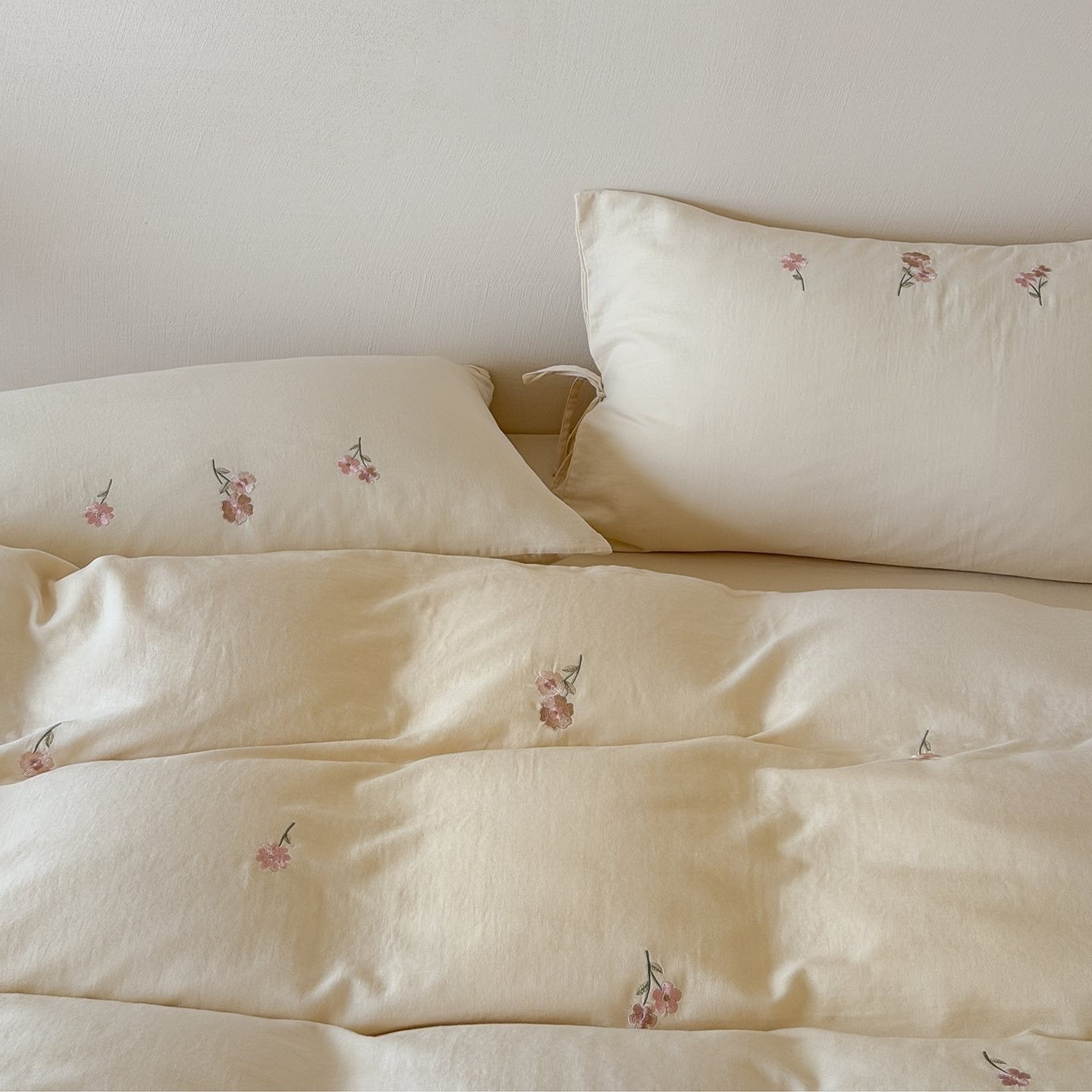 Blossom Sprig Bedding Set