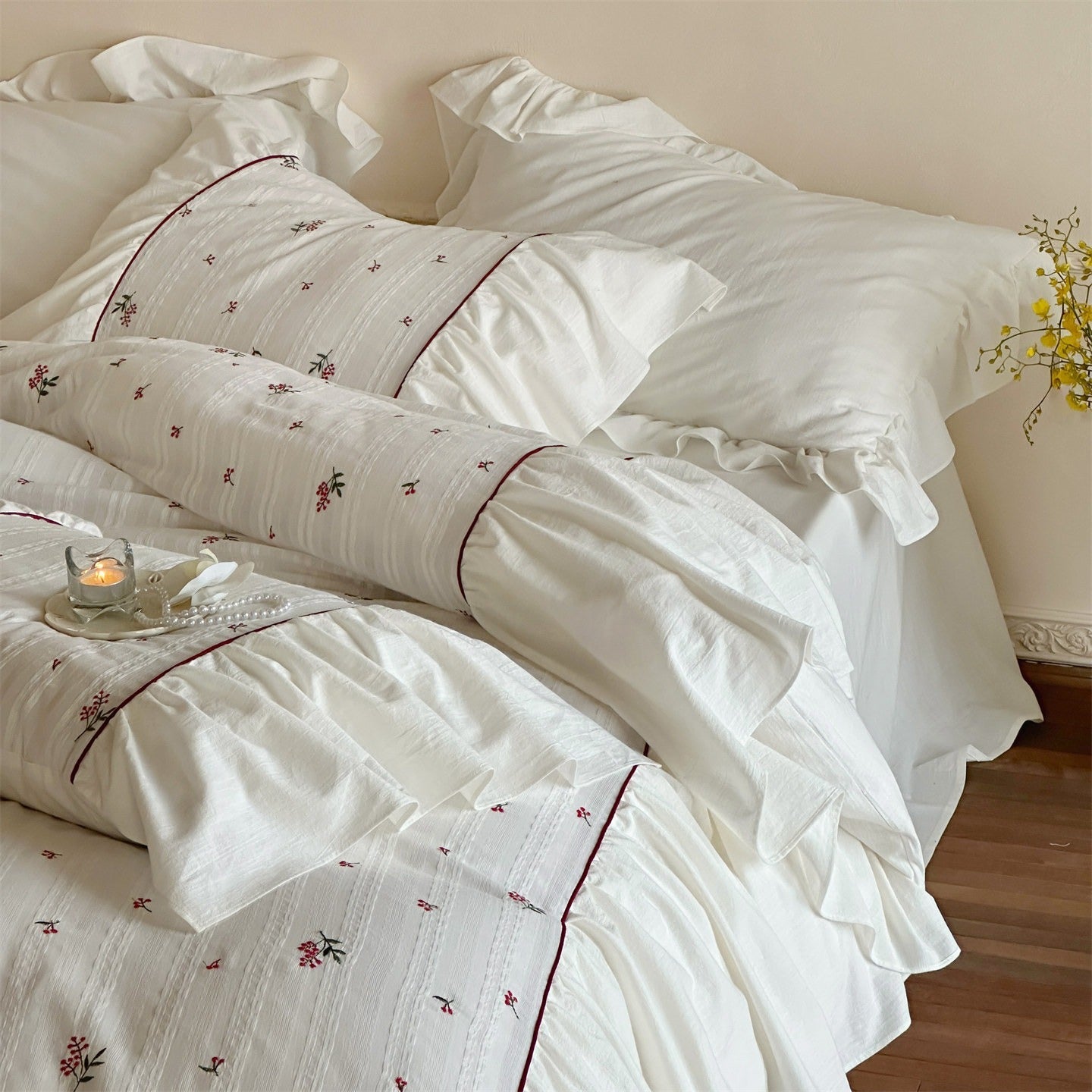 Berry Lane Ruffle Bedding Set