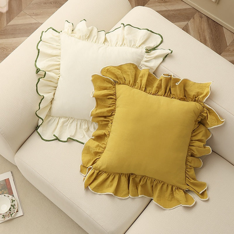 Cozy Ruffle Cushion