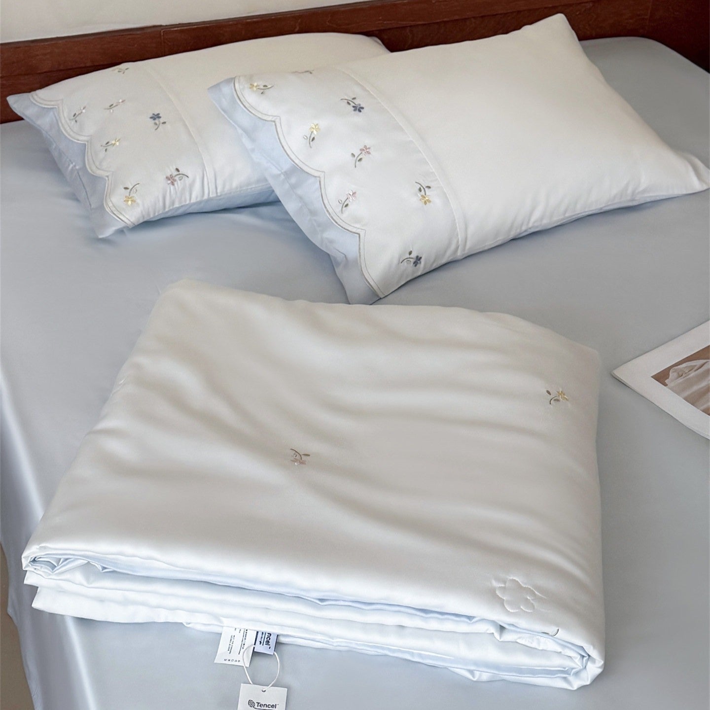 Mini Bloom Lyocell Bedding Set