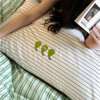 Green Pear Retro Bedding Set