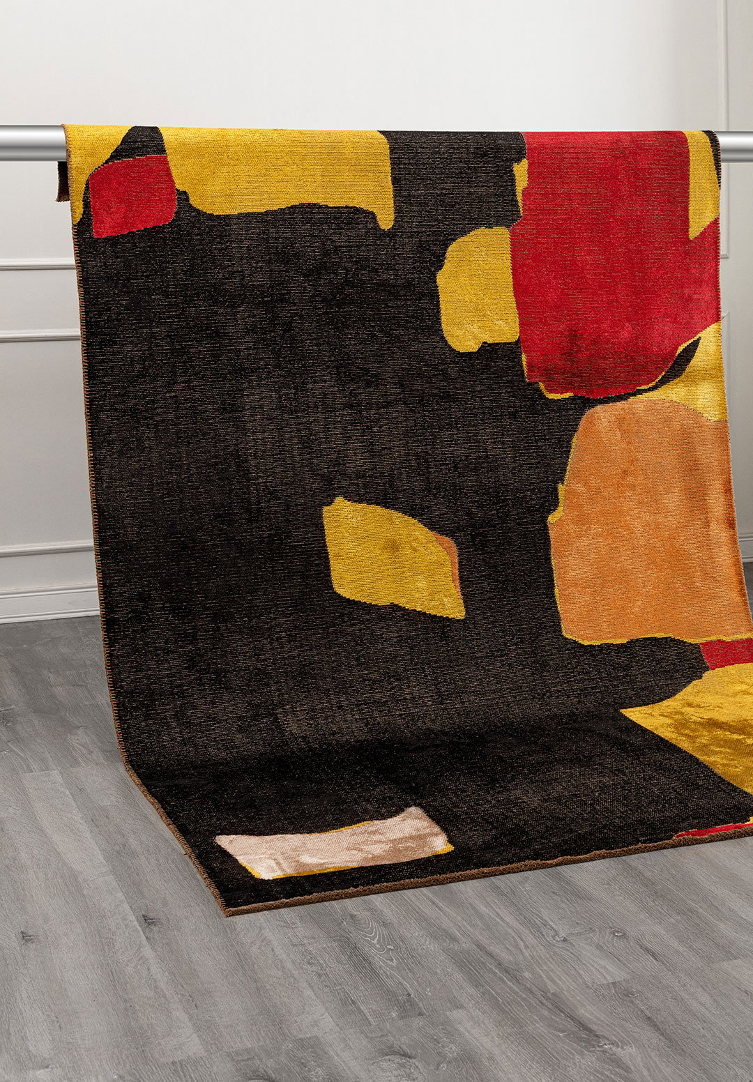 Euphoria Yellow - Black Rug
