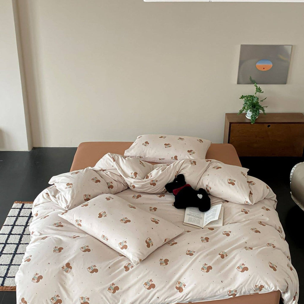 Squirrel & Acorn Dots Bedding Set