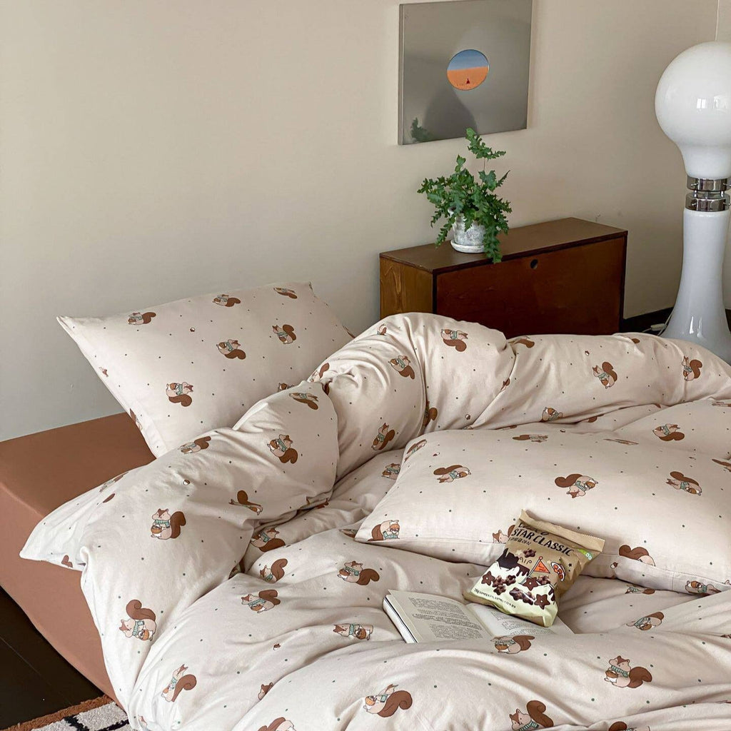 Squirrel & Acorn Dots Bedding Set