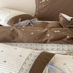 Wild Floral Oak & Acorn Bedding Set