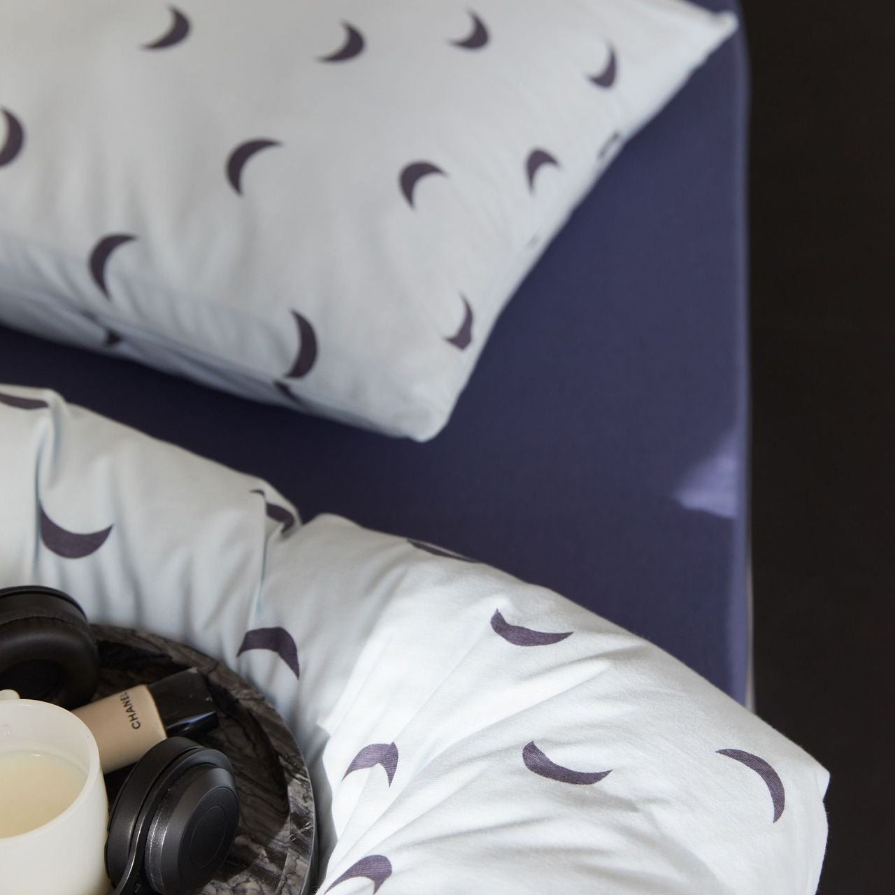 Calmly Moon Bedding Set