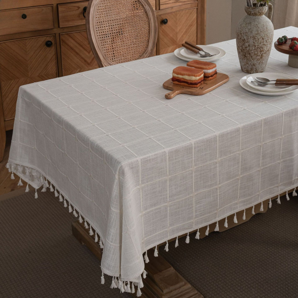 Farmhouse Lattice Tablecloth