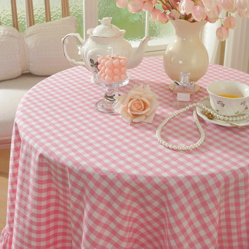 Dreamy Gingham Frill Tablecloth
