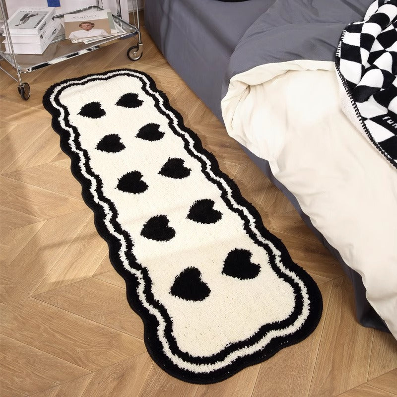 Retro Heart Scalloped Rug