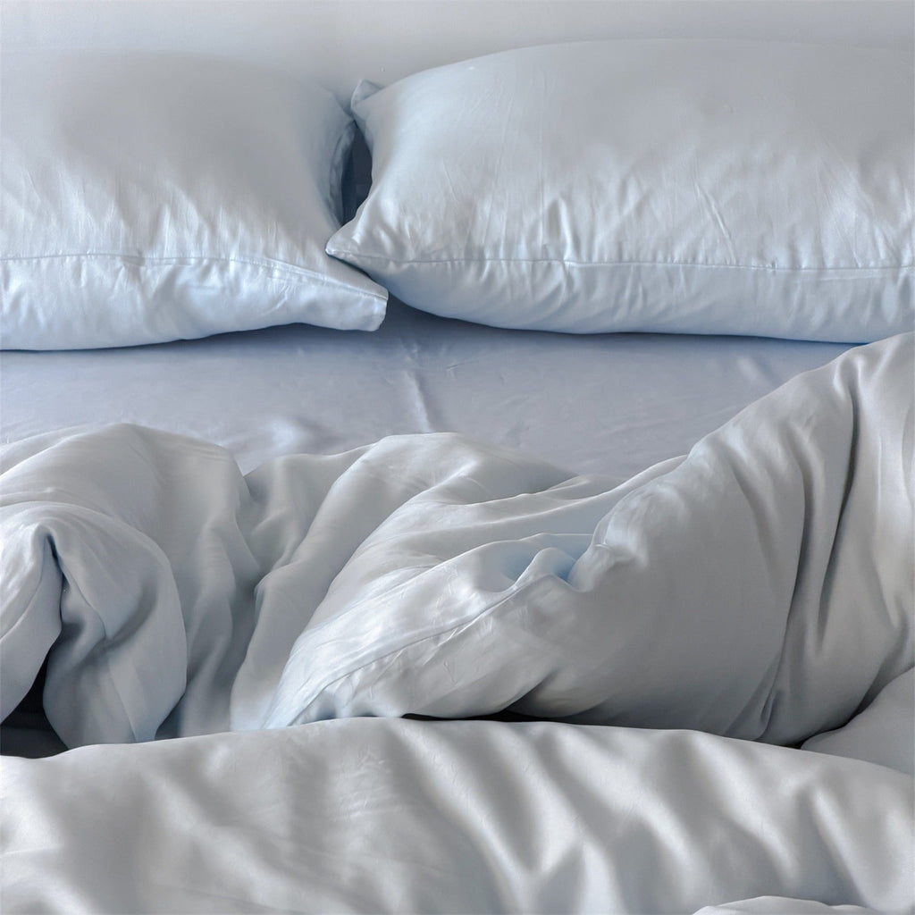 Ruffle Skirt Silky Bedding Set