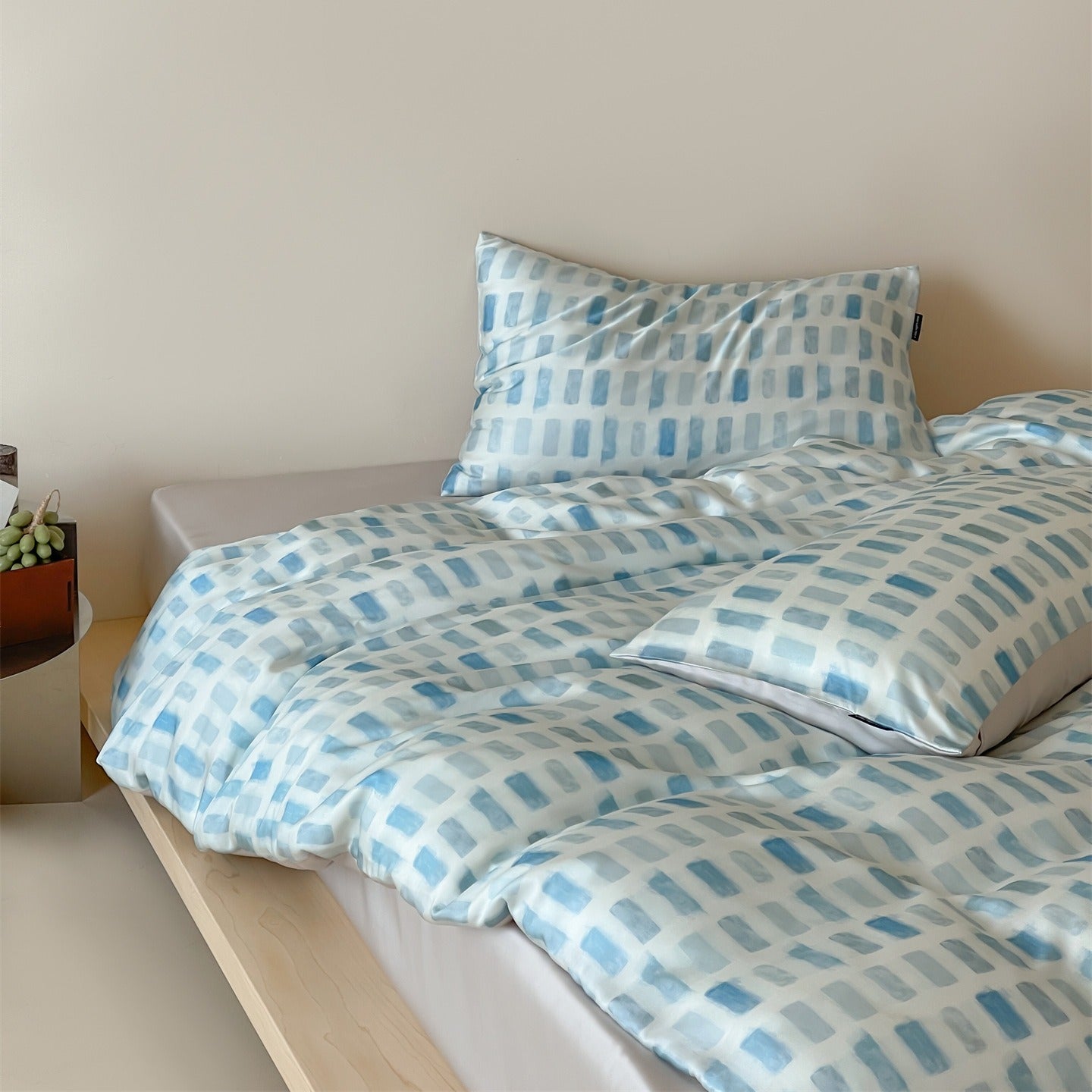 Icy Luster Bedding Set