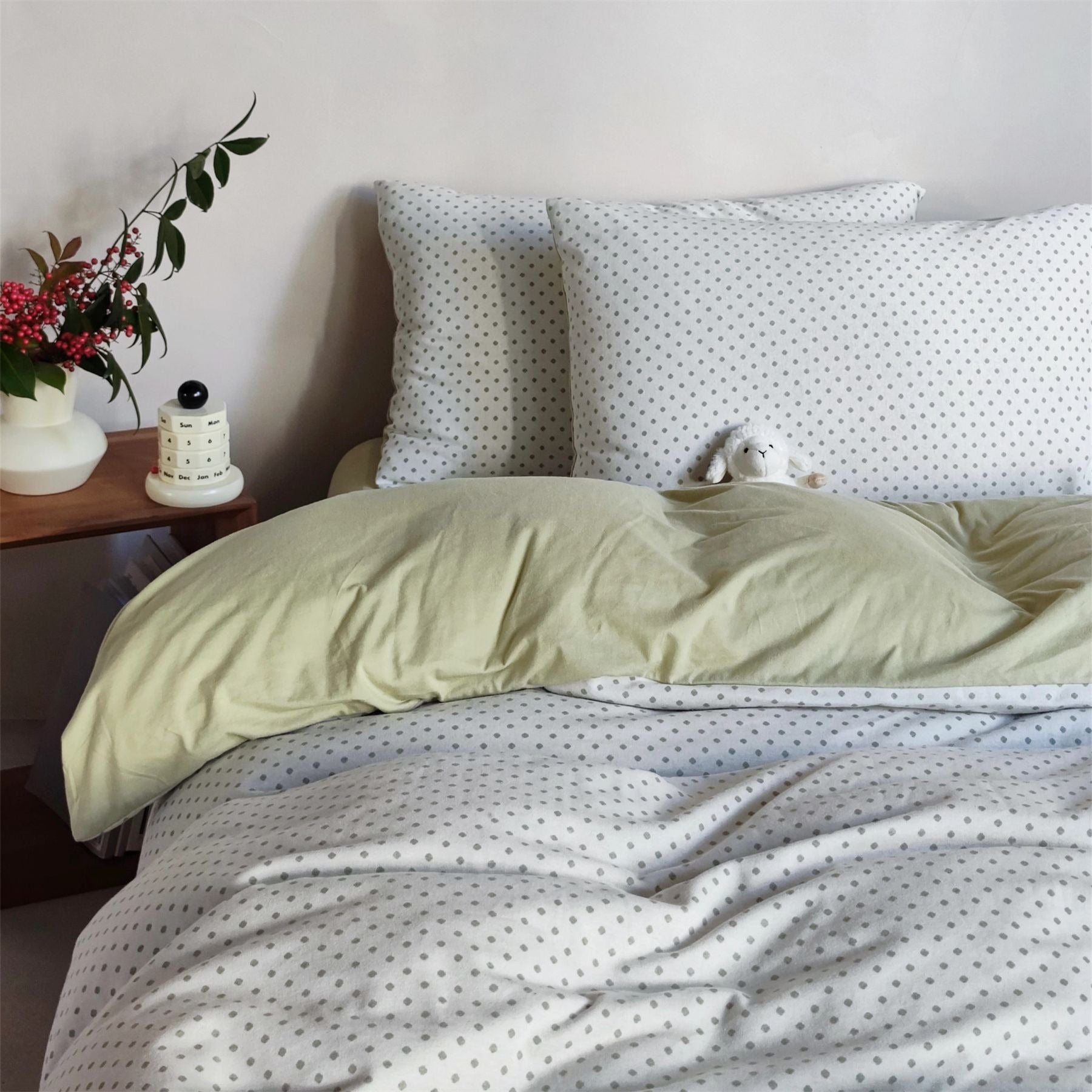 Dot Cosy Bedding Set