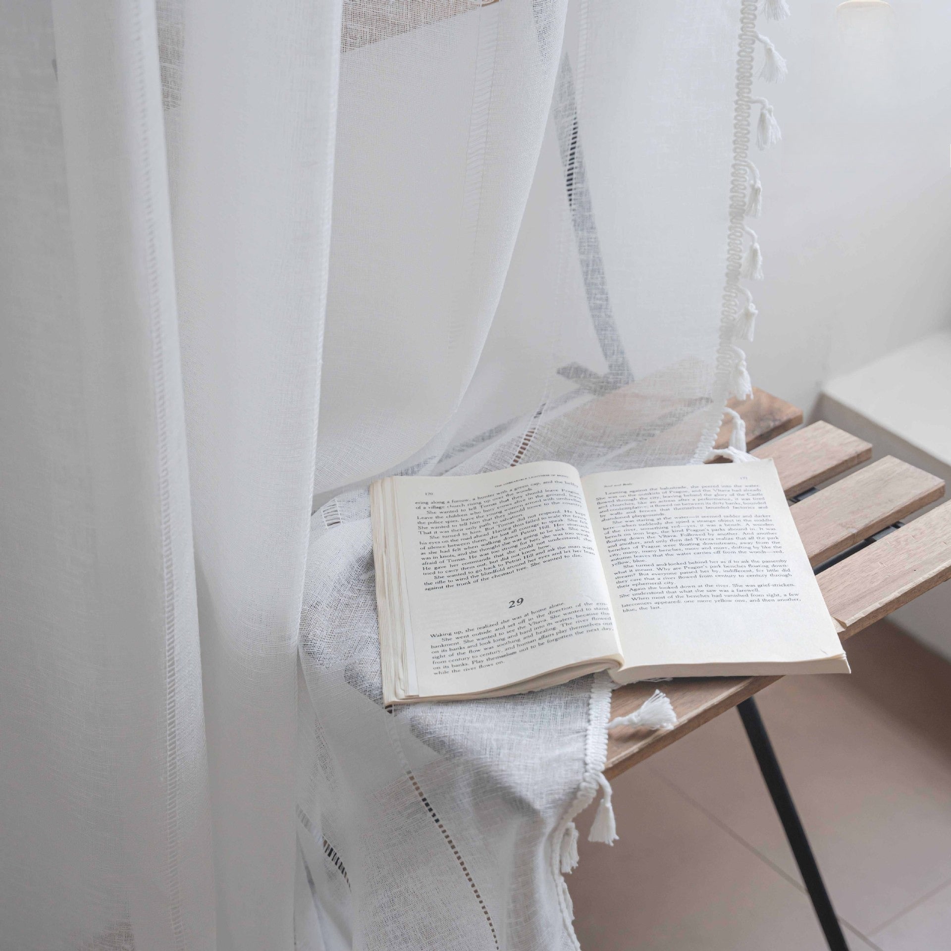Soft Light Curtain