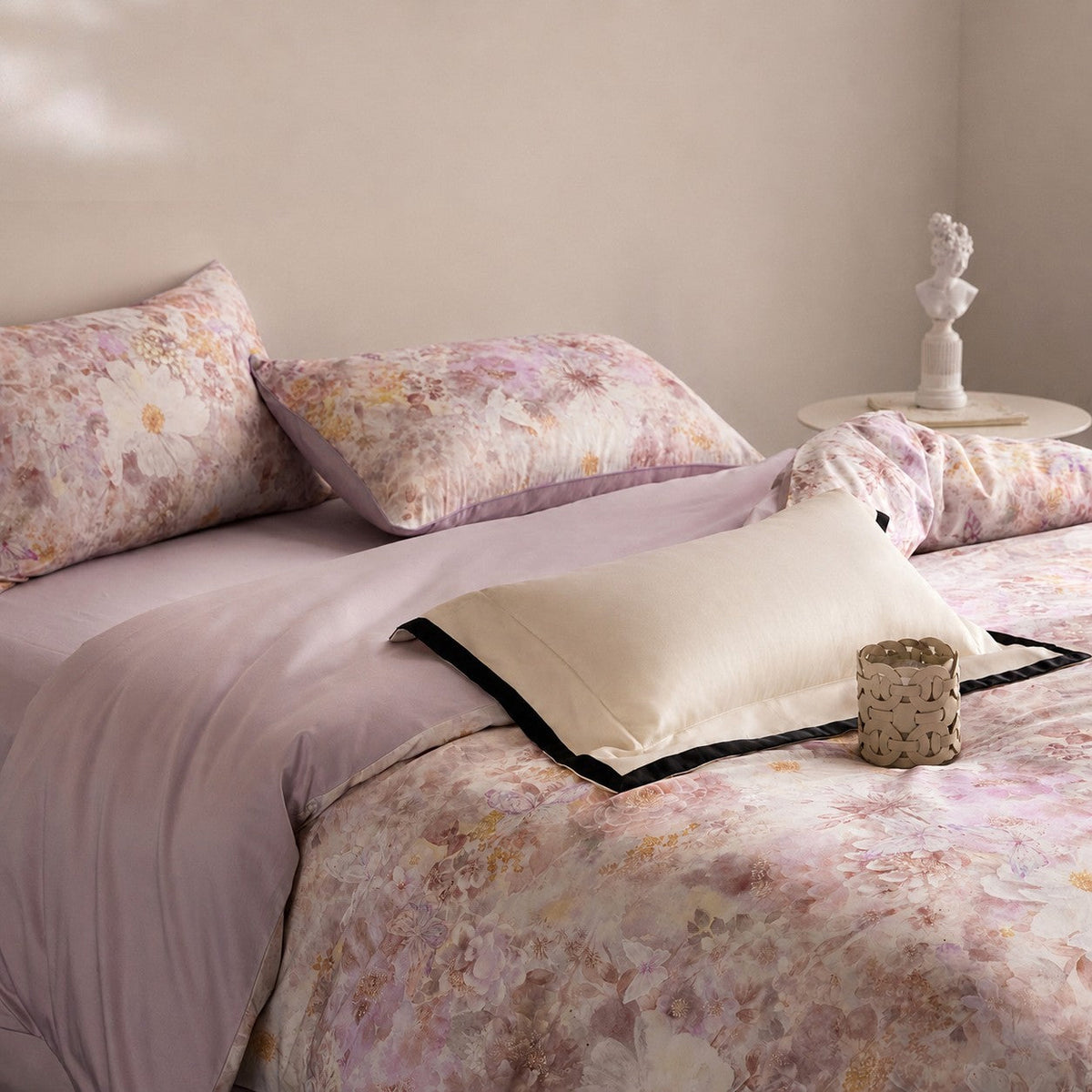 Elara Watercolor Floral Egyptian Cotton Bedding Set