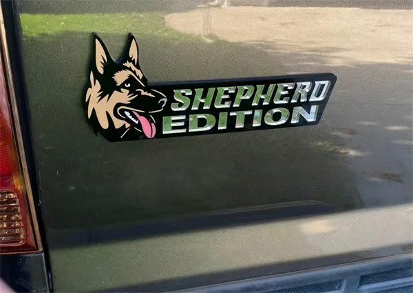🎅2025 Christmas Hot Sale - Dog Car Badge Laser Cutting Car Emblem