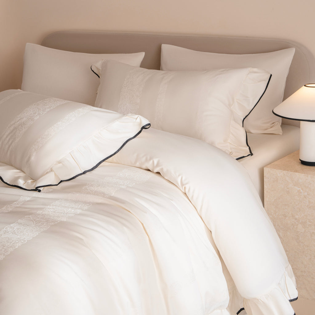Royal Scalloped Bedding Set - FINAL SALE