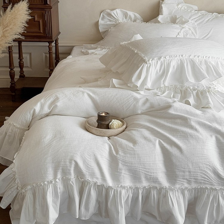 Time Line Bedding Set
