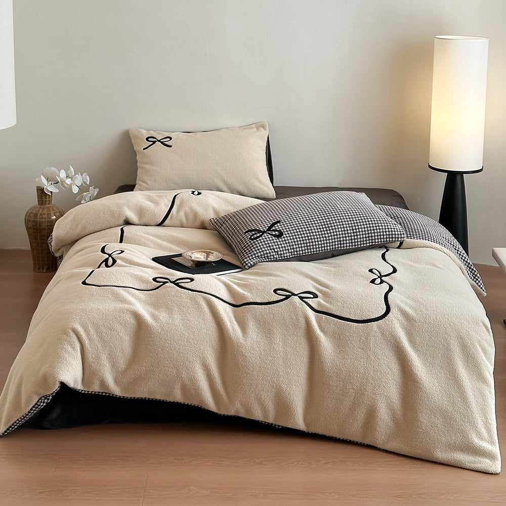 Ribbon Letter Fluffy Bedding Set