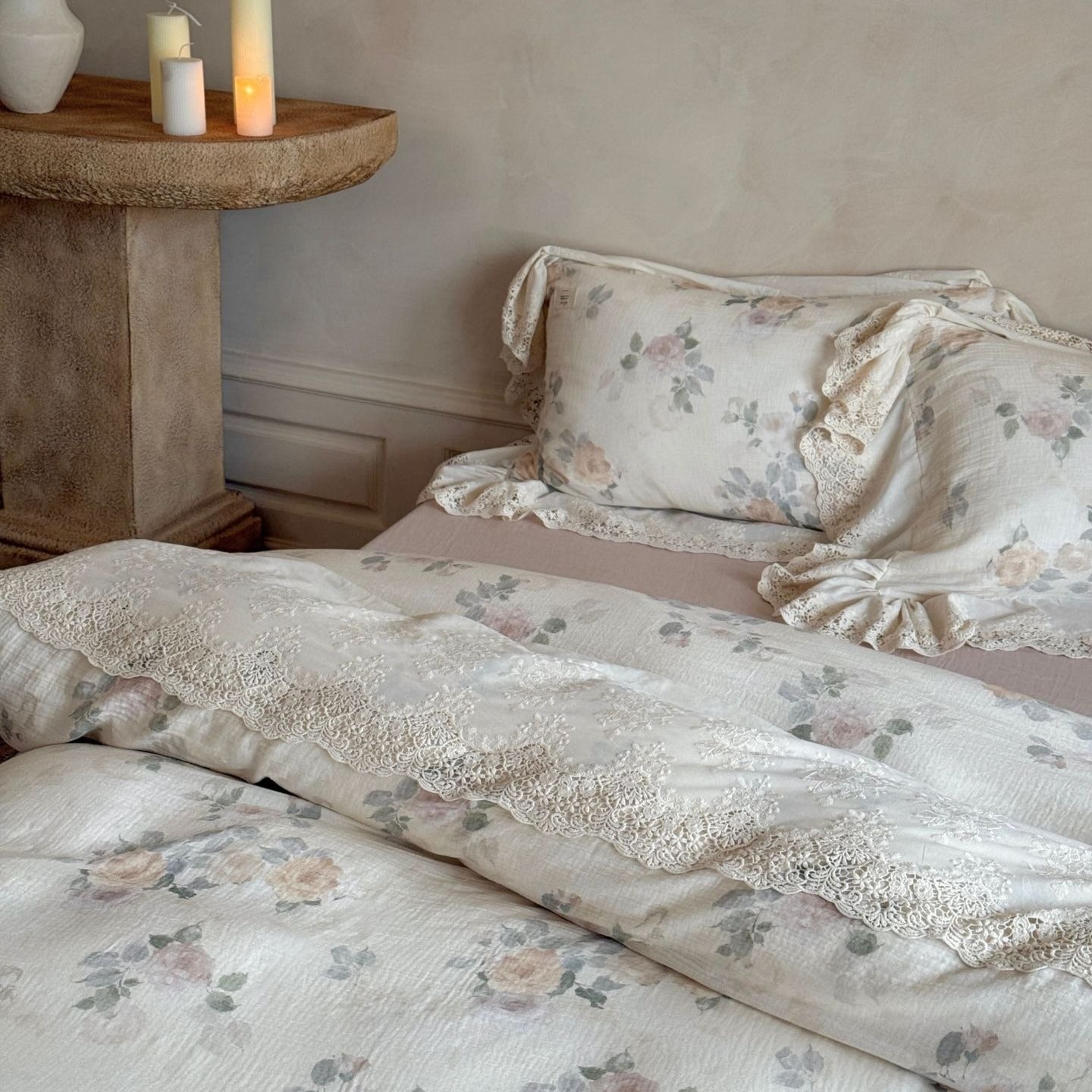Perpetua Rosy Lace Bedding Set