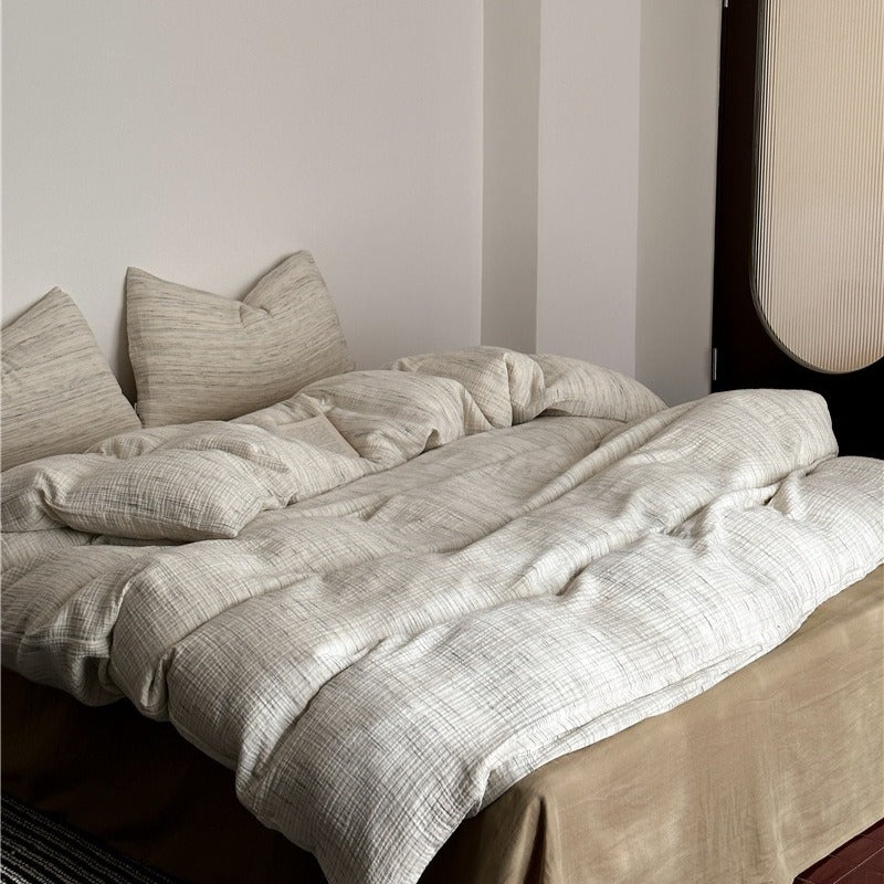 Minimal Sketch Stripe Bedding Set