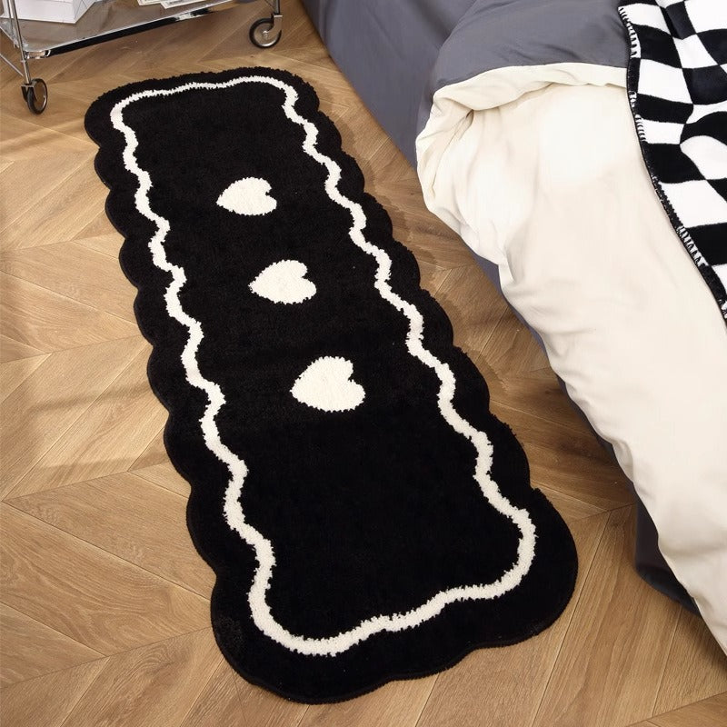 Retro Heart Scalloped Rug
