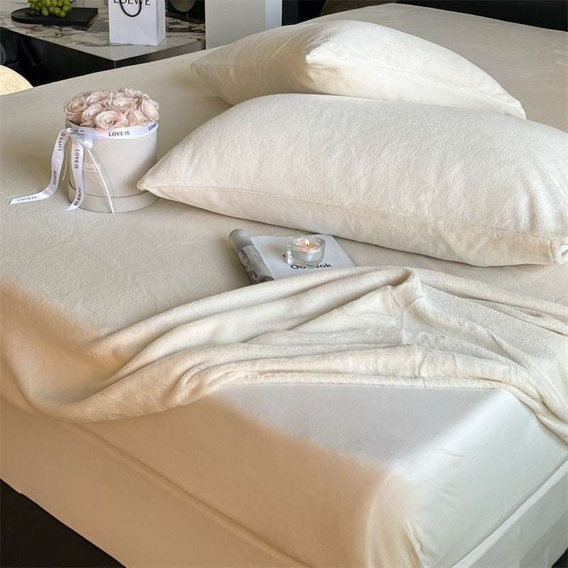 Warm Winter Fleece Pillowcase Set