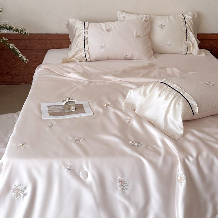 Vintage Rose Lyocell Summer Quilted Blanket