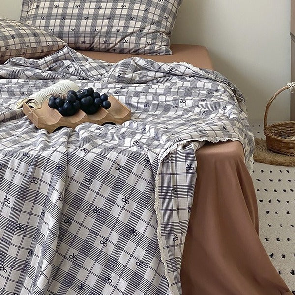 Plaid Bow Summer Quilted Blanket