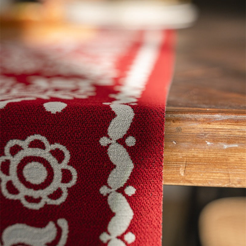 Festa Floral Table Runner