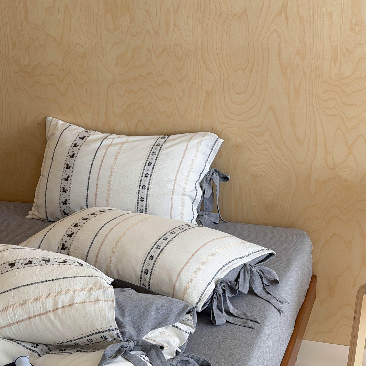 Cottage Pony Bedding Set