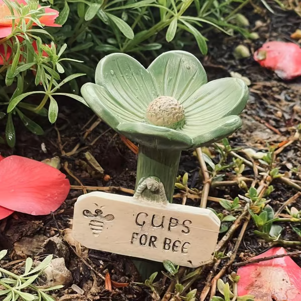 🌸Flower-Shaped Ceramic Bee Watering Station🐝💧