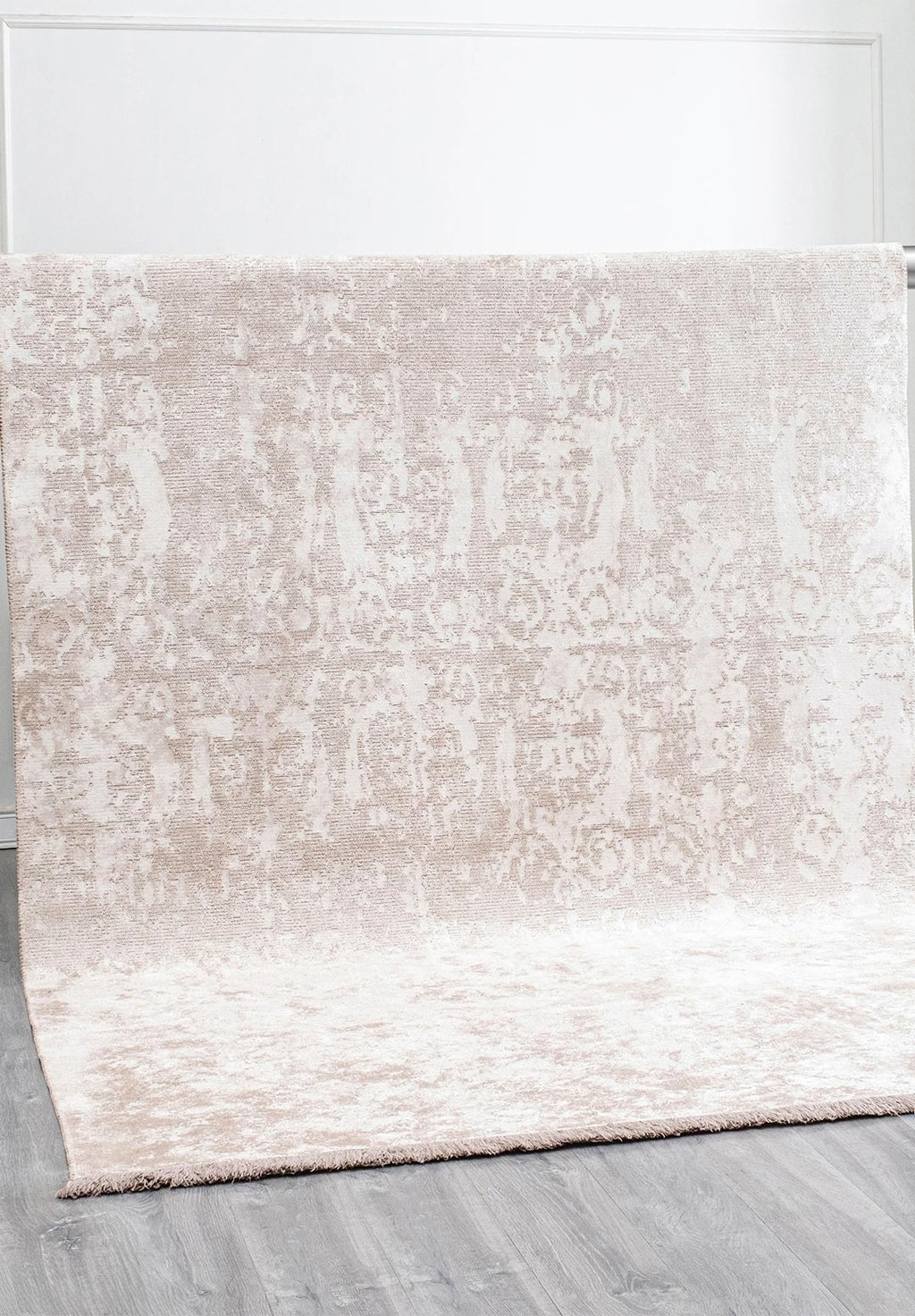 Caesar White - Light Cream Rug