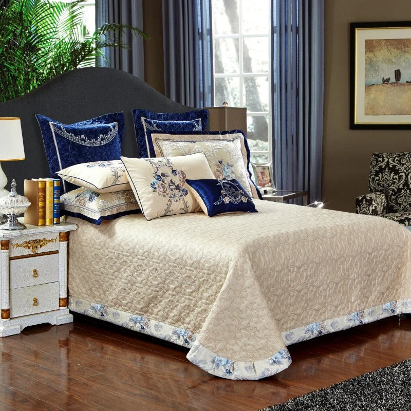 Gazaneya Oriental Jacquard Embroidered Luxury Bedding Set