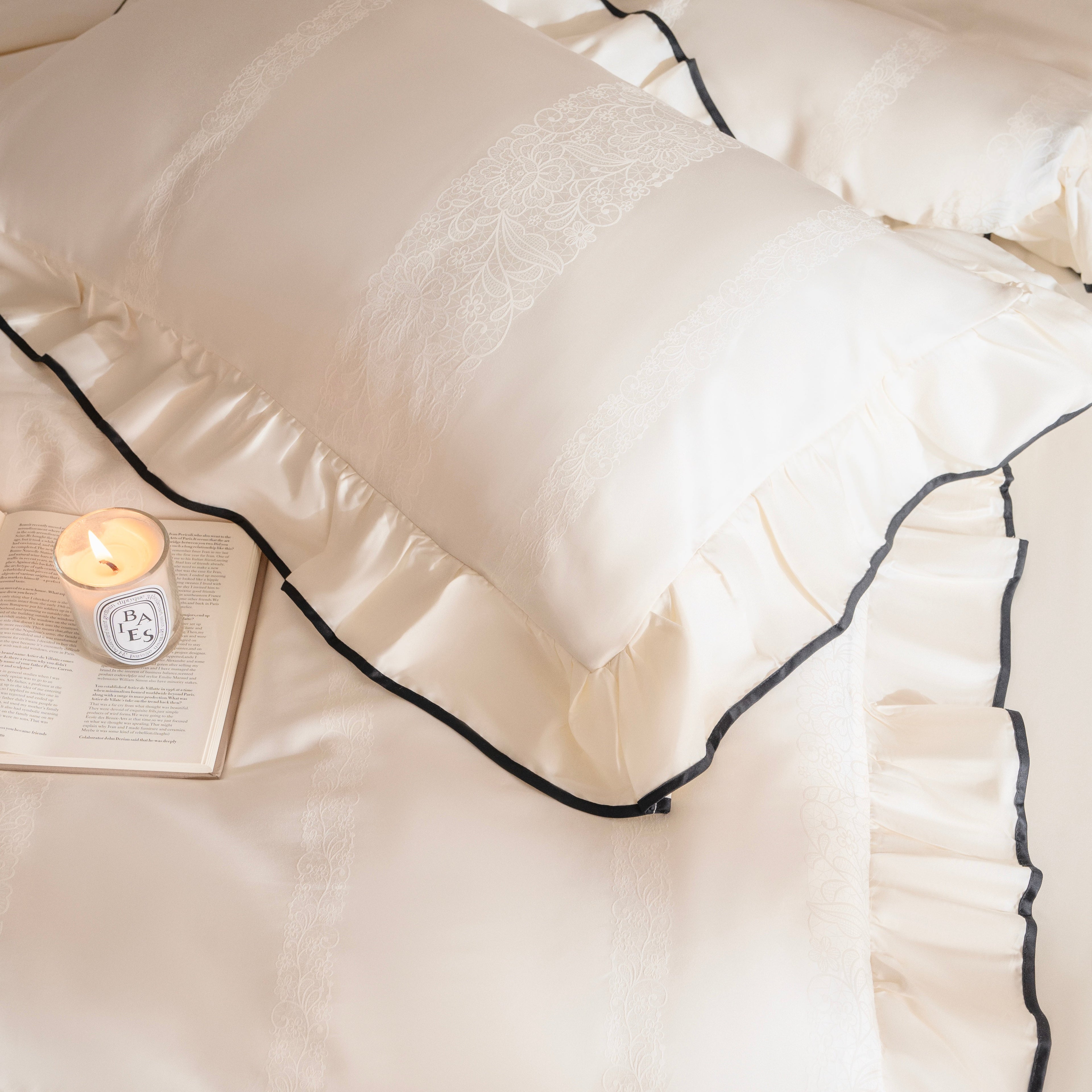 Royal Scalloped Bedding Set