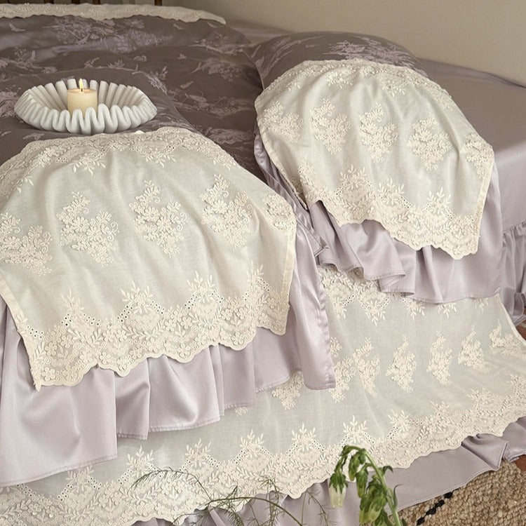 Botanical Manor Lace Bedding Set