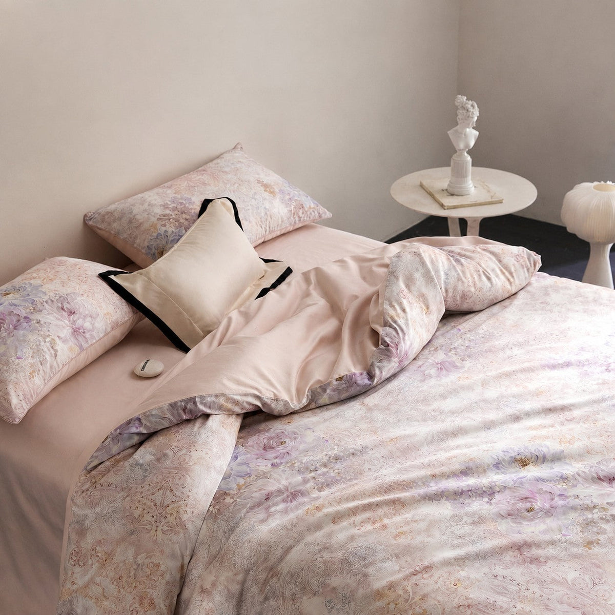 Evelisse Floral Egyptian Cotton Bedding Set