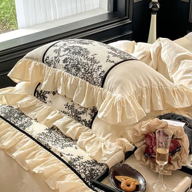 Black Forest Ruffle Bedding Set