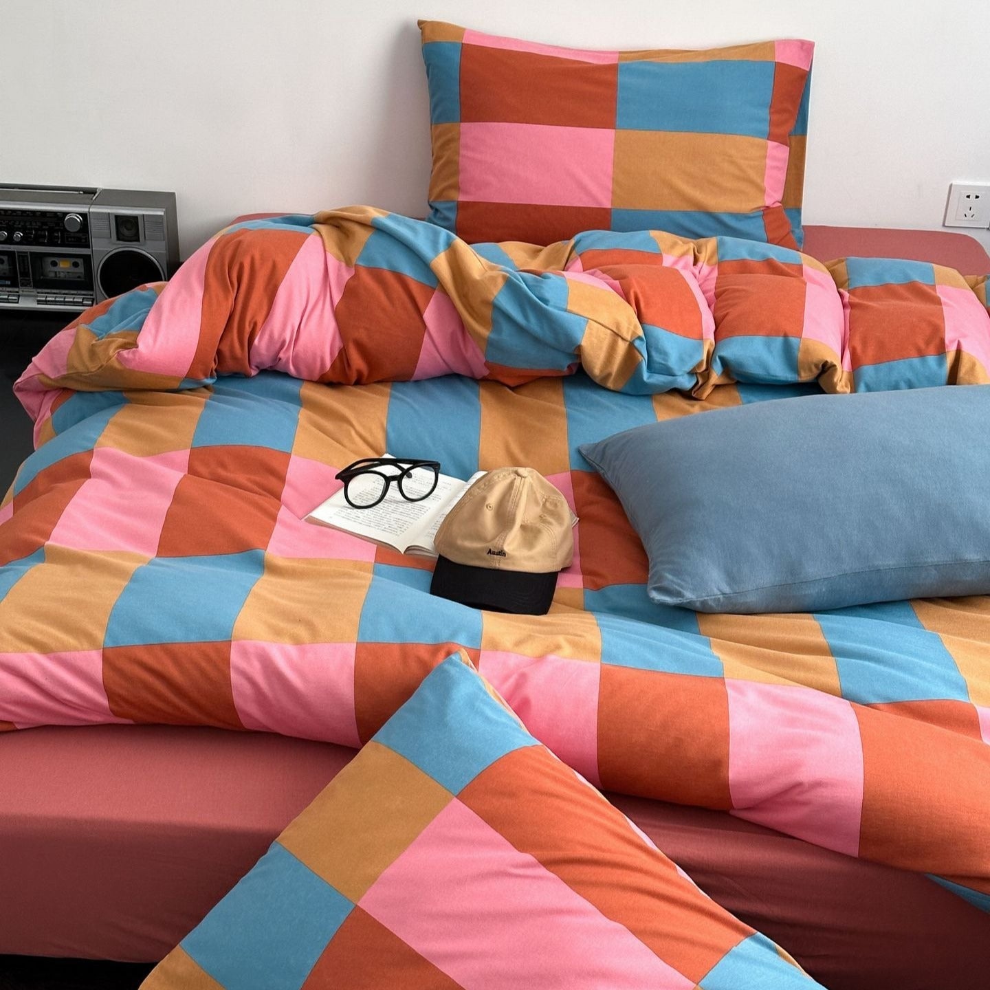 Funky Checkered Bedding Set