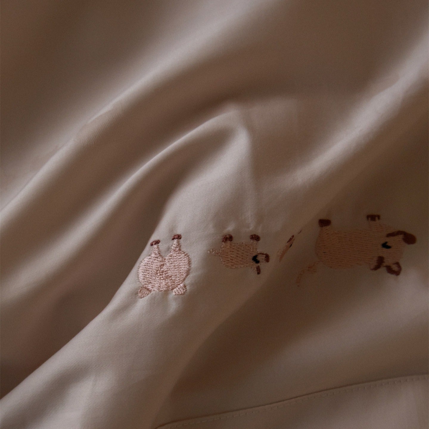 Blush Piglet Stripe Bedding Set