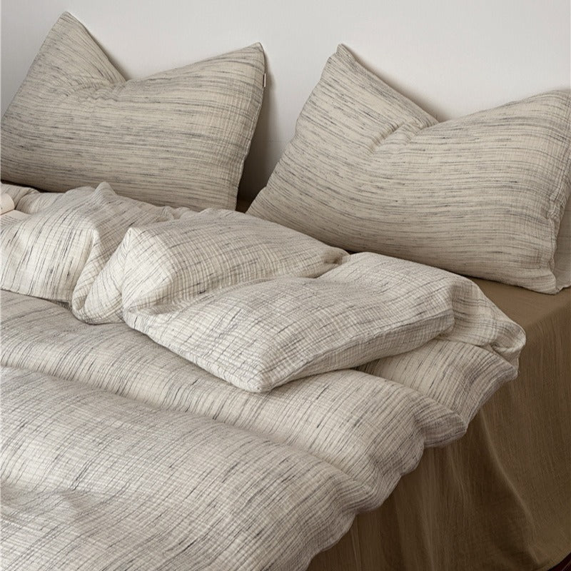 Minimal Sketch Stripe Bedding Set