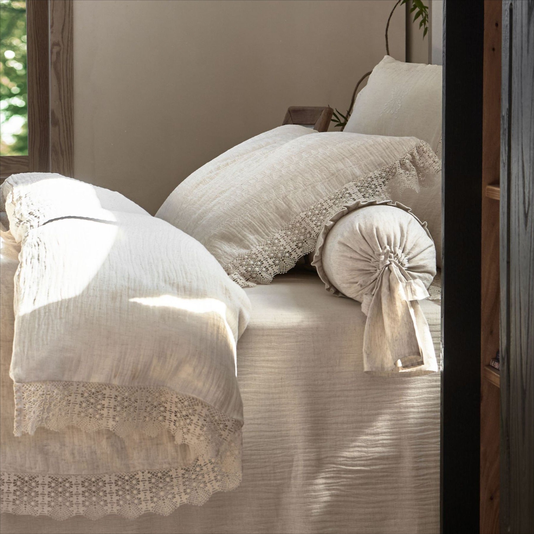 Lace Trim Cotton Linen Bedding Set