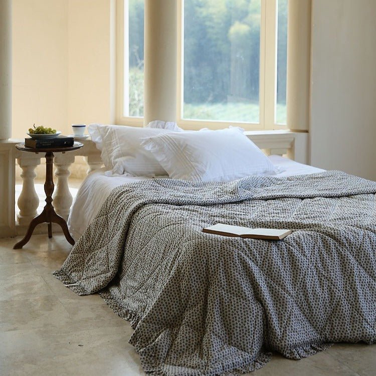 Soft Ditsy Floral Summer Quilted Blanket