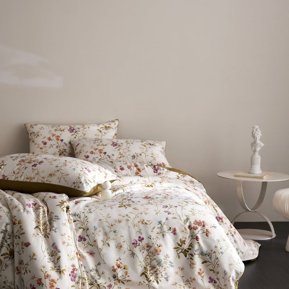 Evren Floral Egyptian Cotton Bedding Set